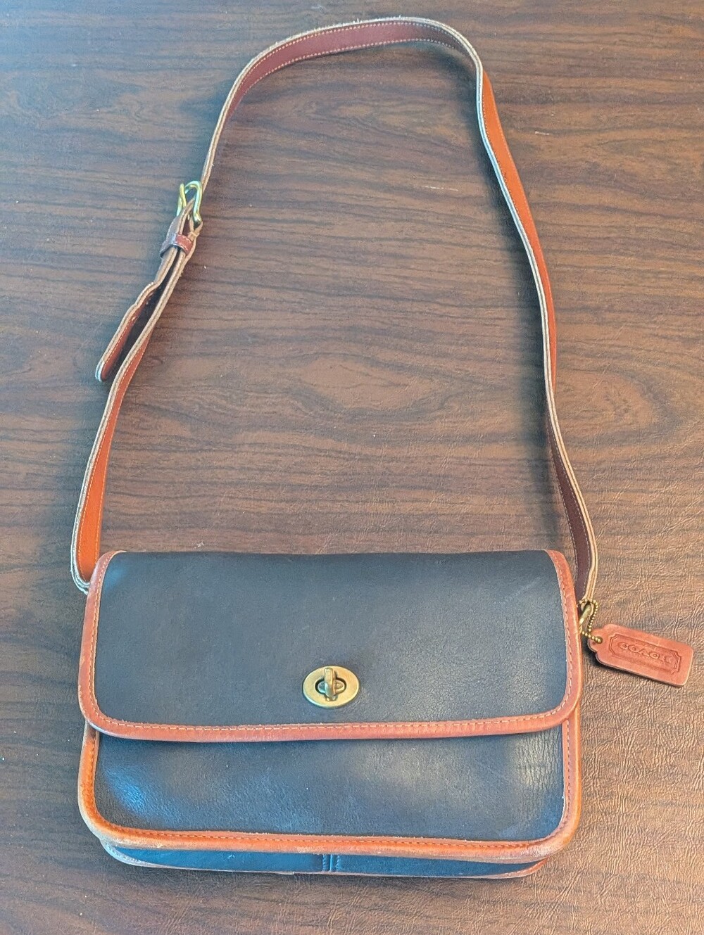 Rare Vintage Coach City Spectator 9935 Bag Black Tabac Brown Leather Crossbody